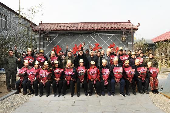  孝恩矿山情，幸福老寿星——河南矿山**场“孝亲感恩生日宴”隆重开席